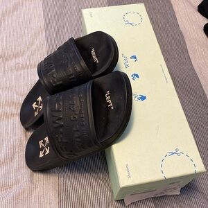 Off White pool slides size 10